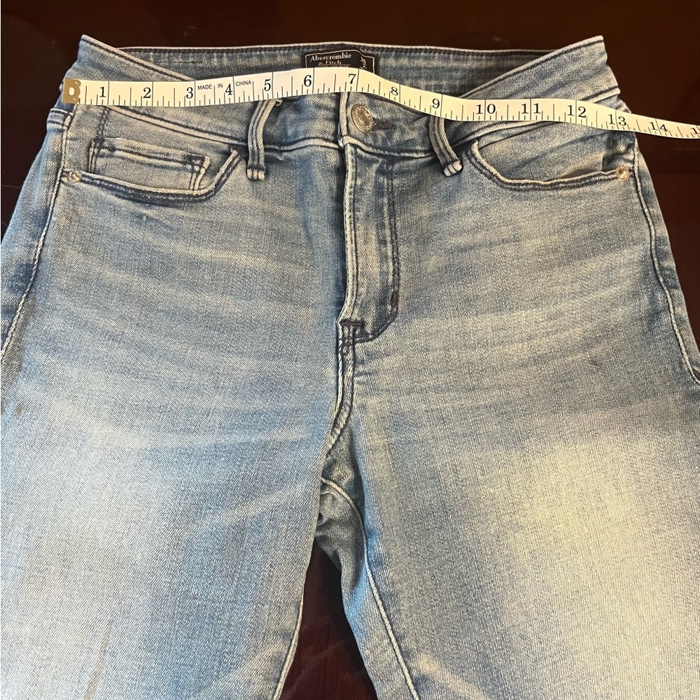 Abercrombie & Fitch Light Blue Denim Jeans Harper low rise super skinny size 26 - Picture 7 of 9
